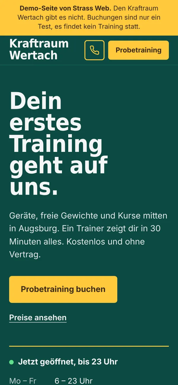 Startseite einer Fitnessstudio-Website am Handy mit Knopf für ein Probetraining
